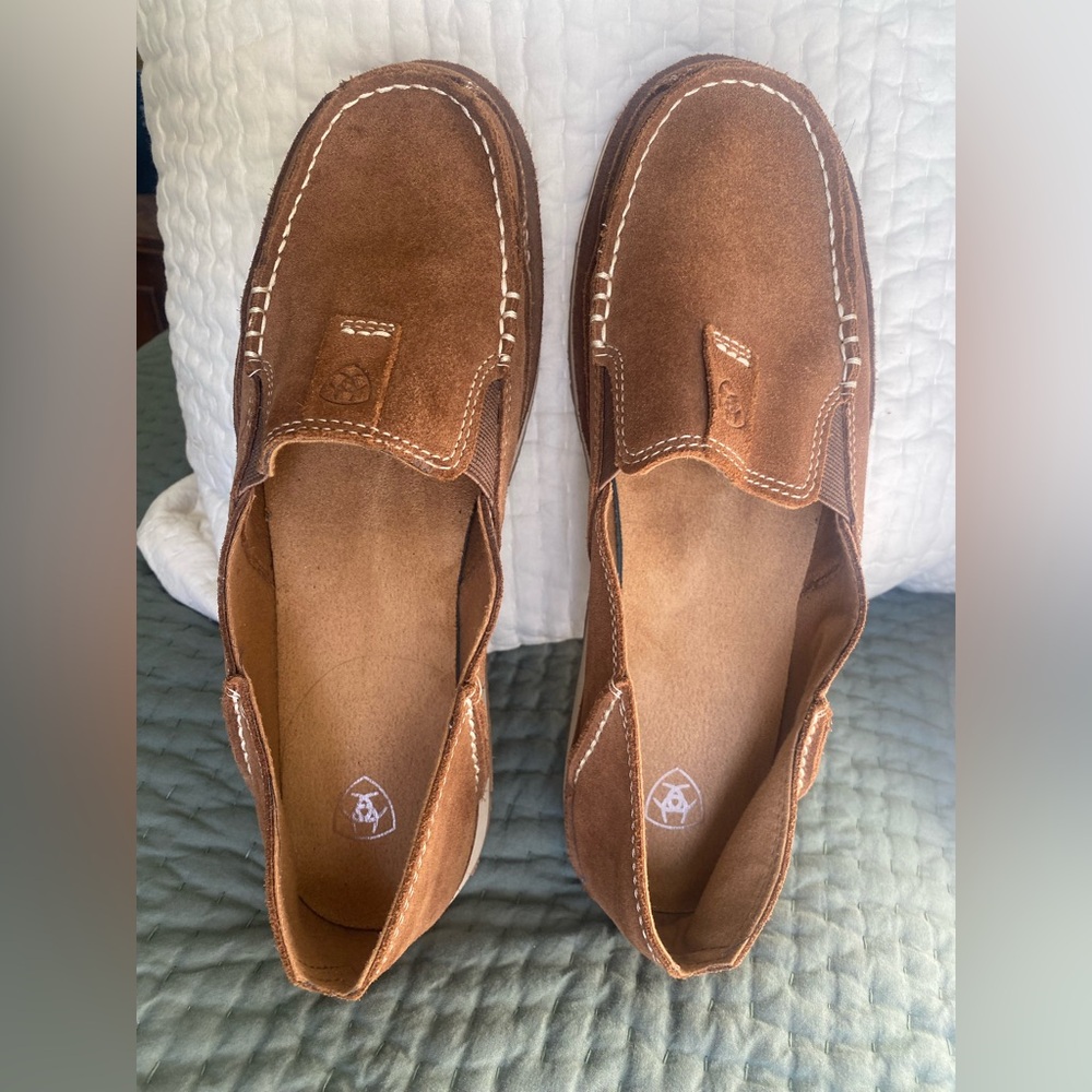 Ariat Cruisers Women’s Tan Suede Slip-On Loafers